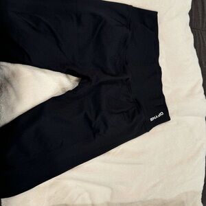 Women’s  DFYNE work out leggings